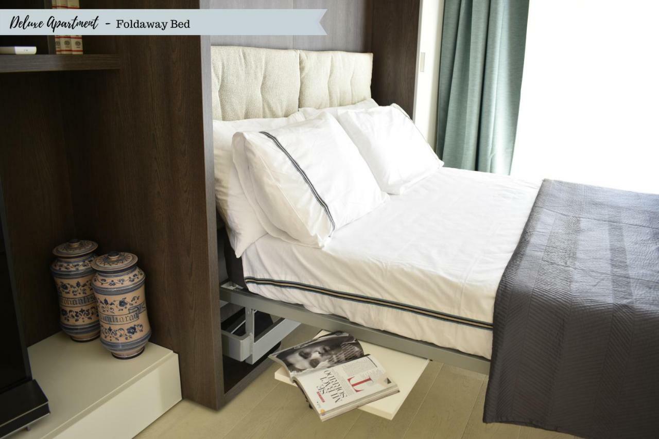 Front Beach Apartments เวียเรจโจ ภายนอก รูปภาพ